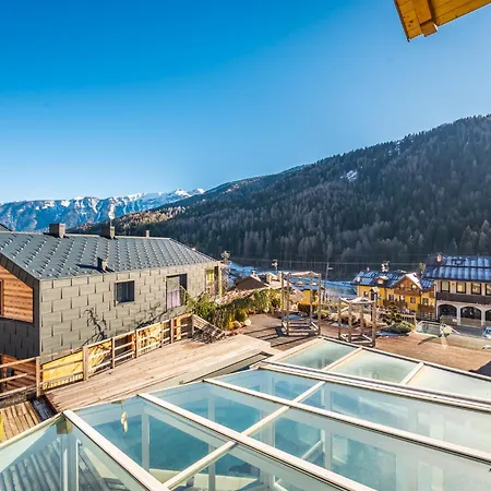 Hotel Ravelli Luxury Spa Mezzana  Exterior photo