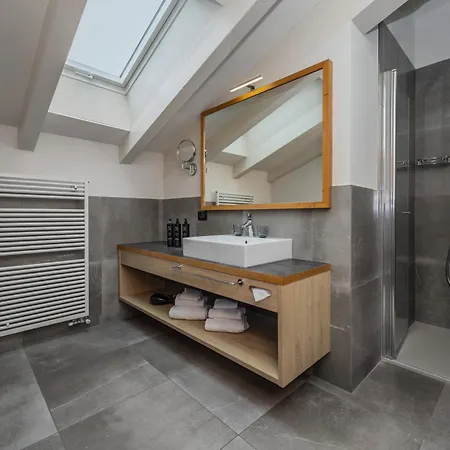 Hotel Ravelli Luxury Spa Mezzana  Exterior photo