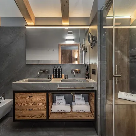 Hotel Ravelli Luxury Spa Mezzana  Exterior photo