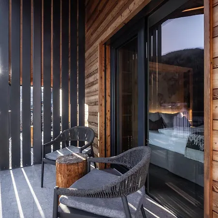 Hotel Ravelli Luxury Spa Mezzana  Exterior photo