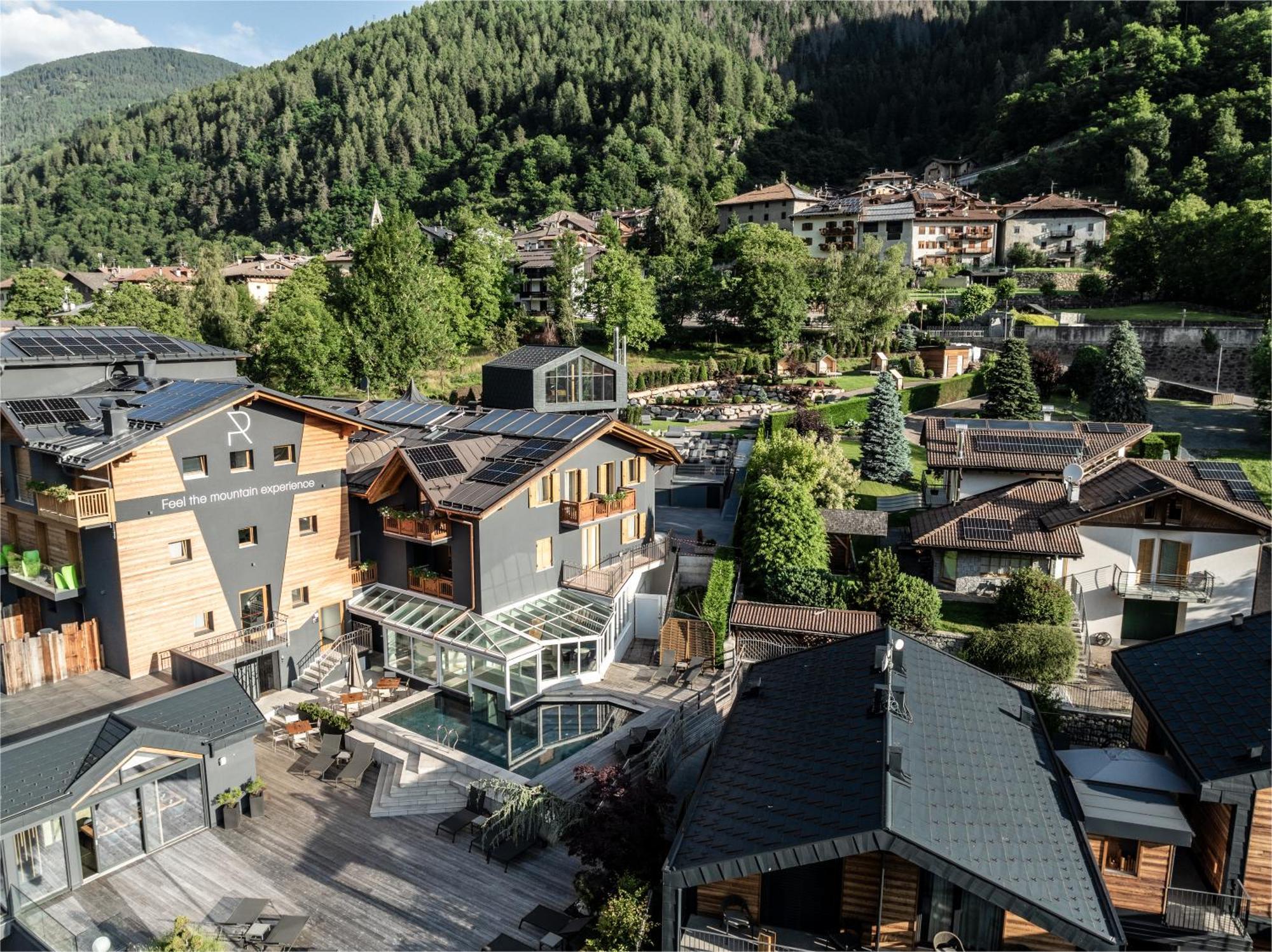 Ravelli Luxury Hotel 4*