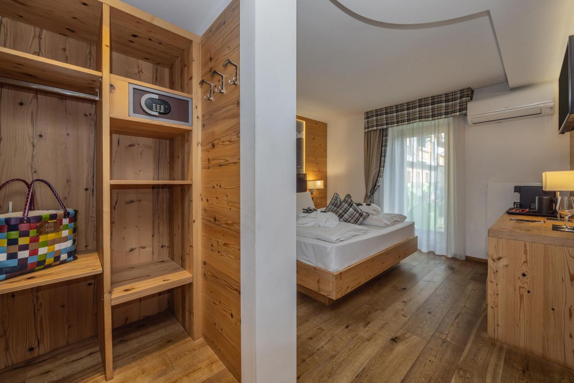 Ravelli Luxury 4* Mezzana (Trentino Alto Adige)