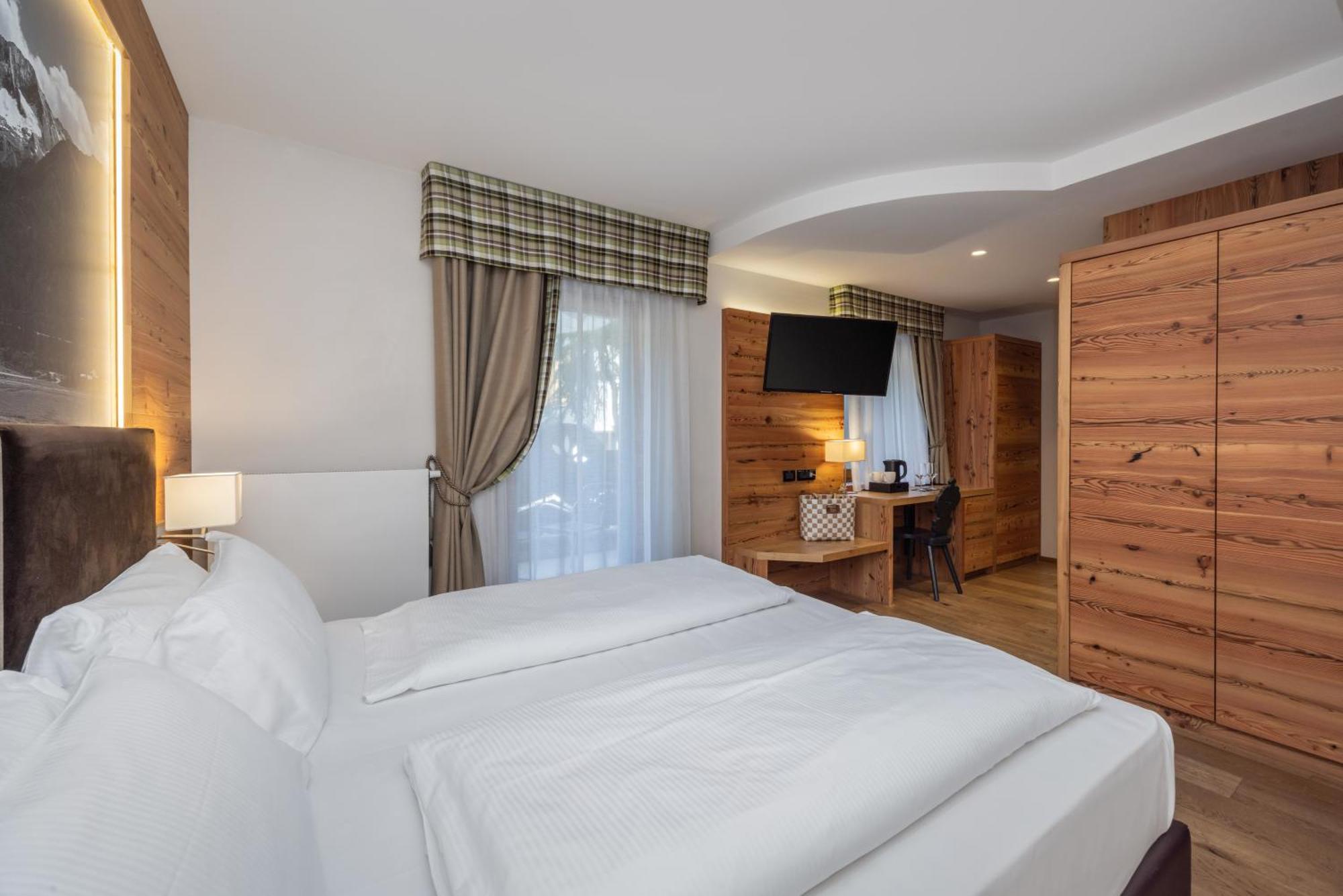Ravelli Luxury 4* Mezzana (Trentino Alto Adige)