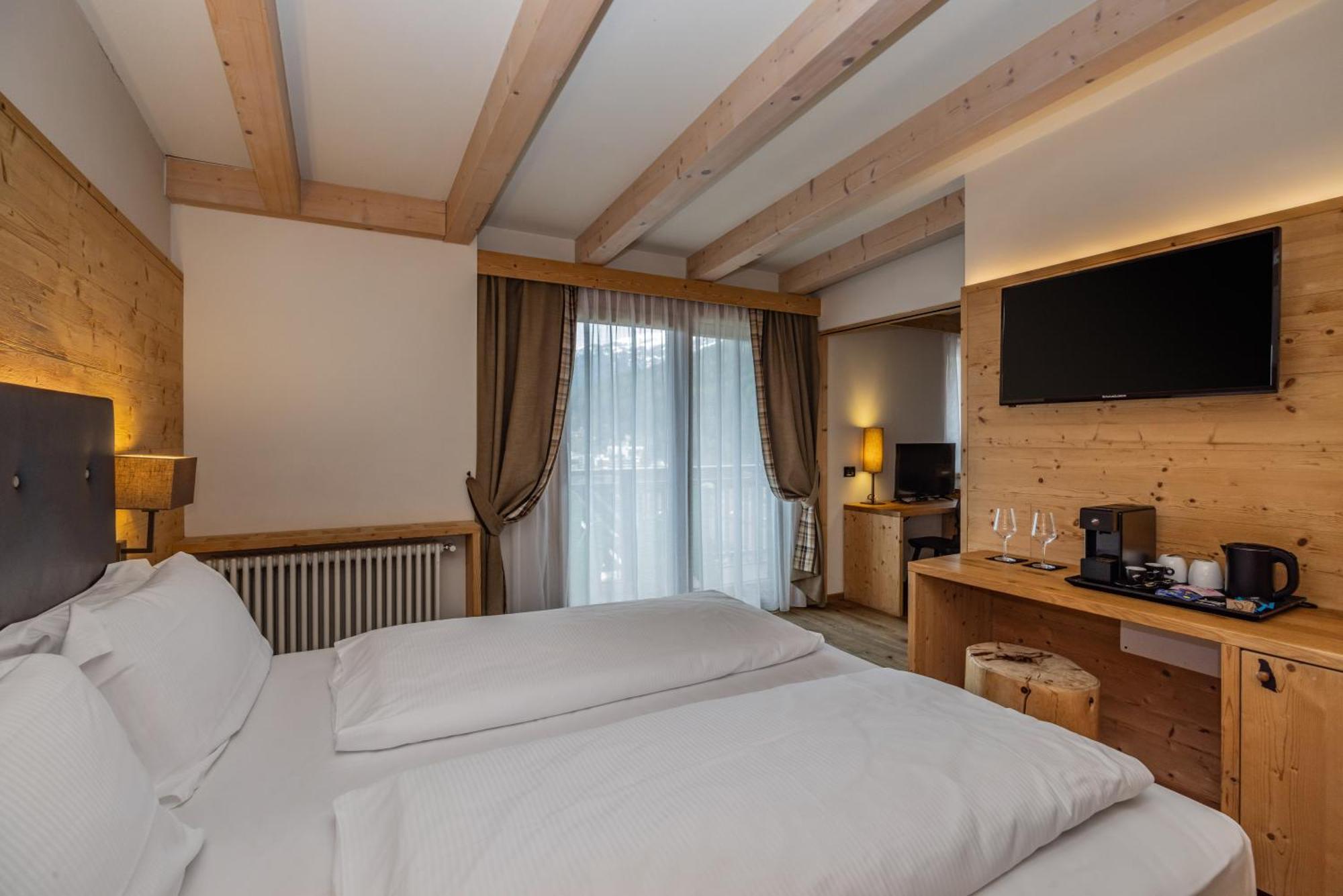 Ravelli Luxury 4*
