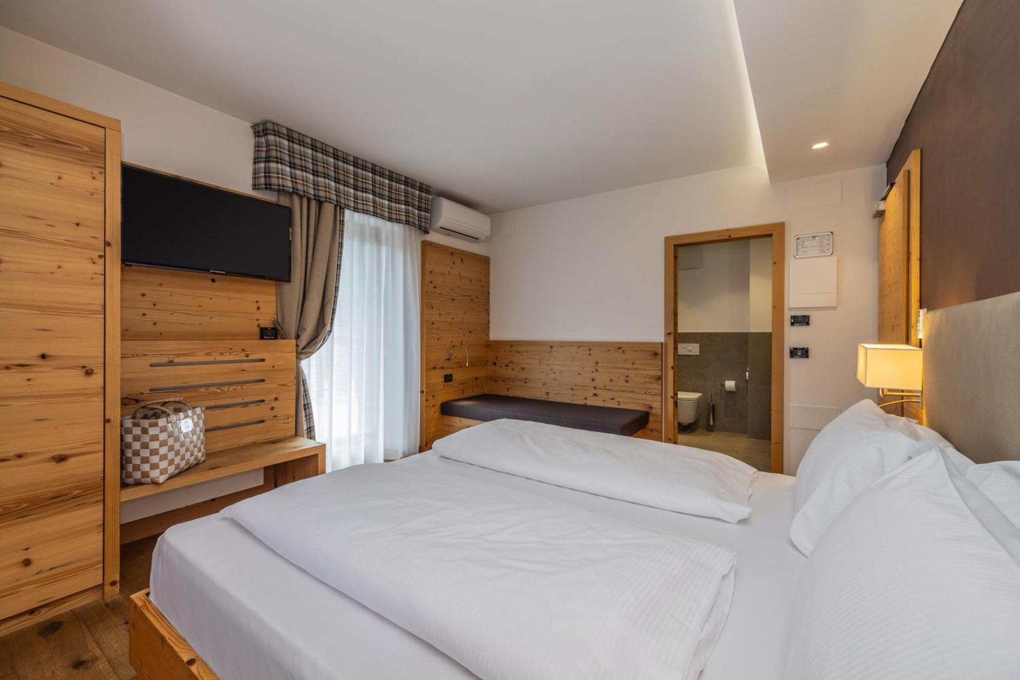 Ravelli Luxury 4*