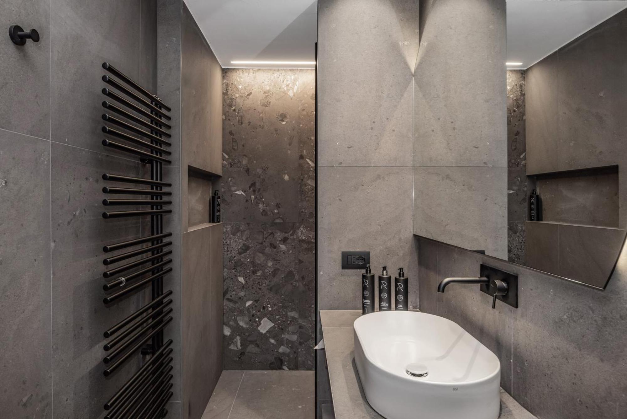 Ravelli Luxury